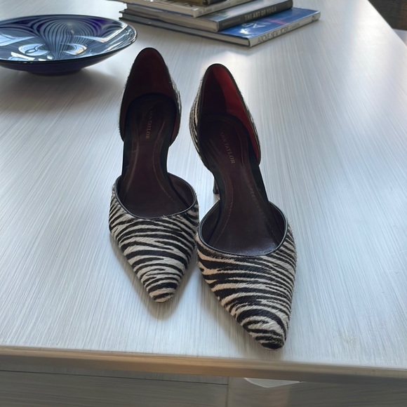 Ann Taylor Zebra pumps. Great condition. Size 7 - Picture 1 of 9